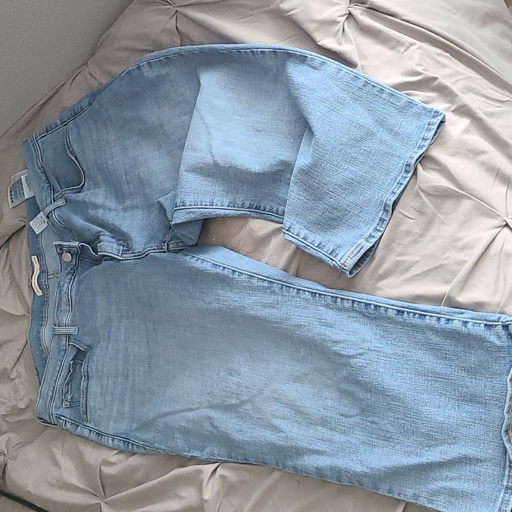 Capris